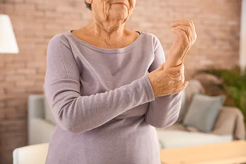 Chiropractic Family Wellness Center - Managing Arthritis Pain Naturally With Chiropractic Care